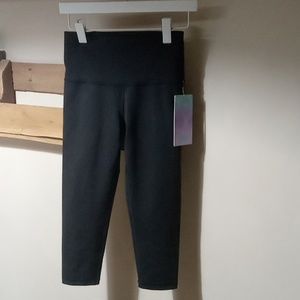 IVIVVA BY LULULEMON GIRLS RUTHMIC CROPPED HIGH LOW LEGGINGS NWT